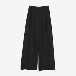 SOLD Pleated Long Wide-Leg Black Pants